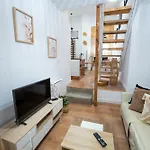 Апартаменты Davila Lofts By Urbanhosting
