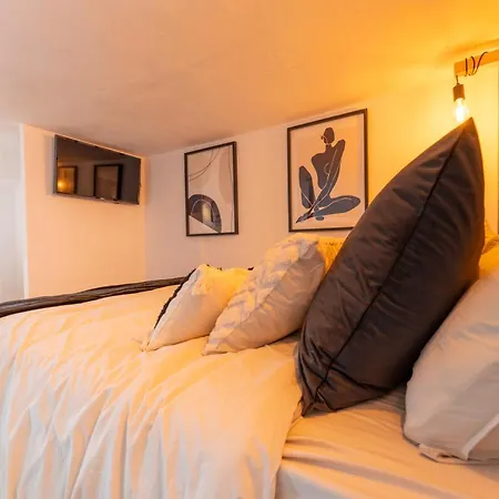 Davila Lofts By Urbanhosting Apartman *